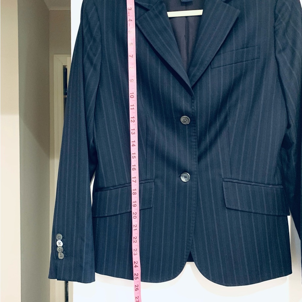 Brooks Brothers Dark Blue Pinstripe Blazer Size 6 - Picture 8 of 8